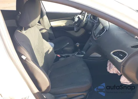 2015 Dodge Dart Sxt из США, поврежденный, VIN 1C3CDFBB3FD223836